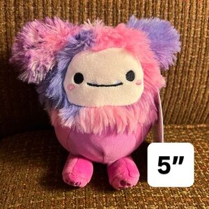 NWT VHTF 5” Woxie the Big Foot Squishmallows hot pink yeti Sasquatch plush toy